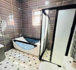 House for sale with beautiful bathroom
